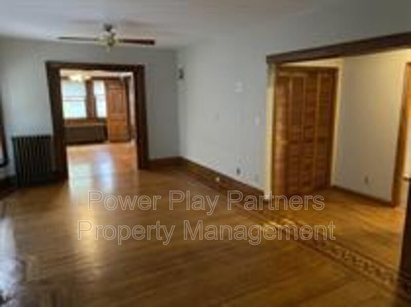 1st image of 608 Auburn Ave #1