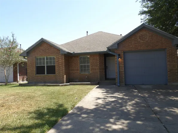 5914 Red River Dr, Dickinson, TX 77539