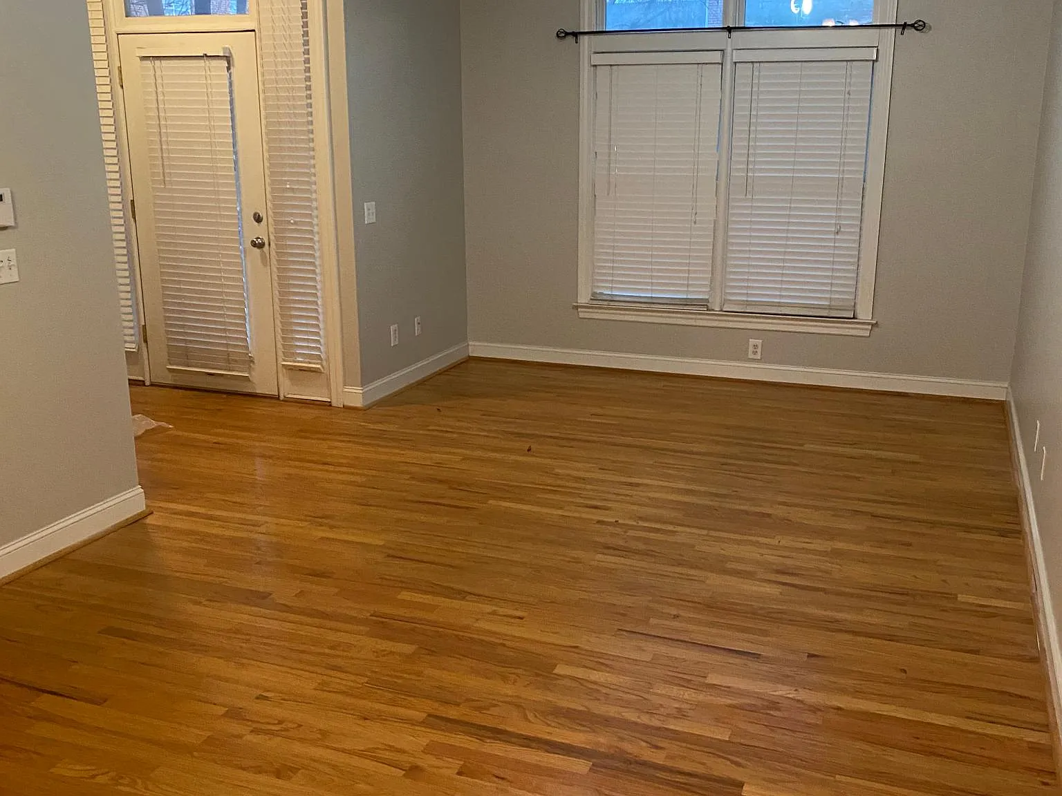 2 bed, 2.5 bath, 1284 sqft, $2,600 — Photo 3
