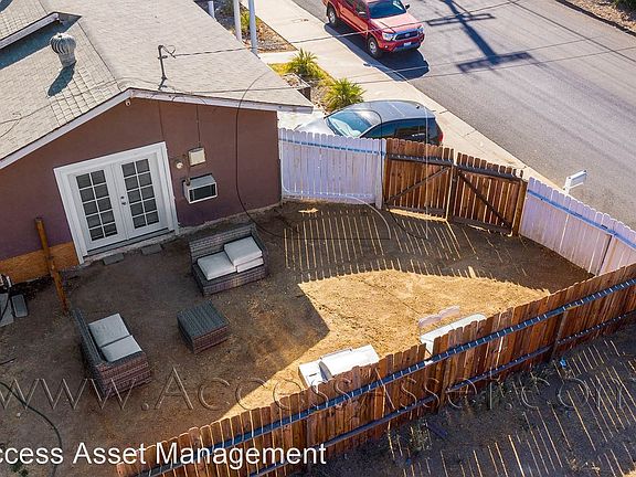4th image of 402 Davis St #2