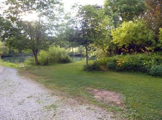 6223 Middleboro Rd, Blanchester, OH 45107