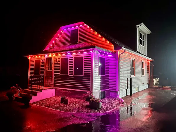 158 E Main Street, Hampstead, NH 03826-2431