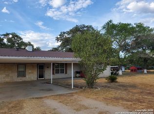 15611 Saint Hedwig Rd, Saint Hedwig, TX 78152