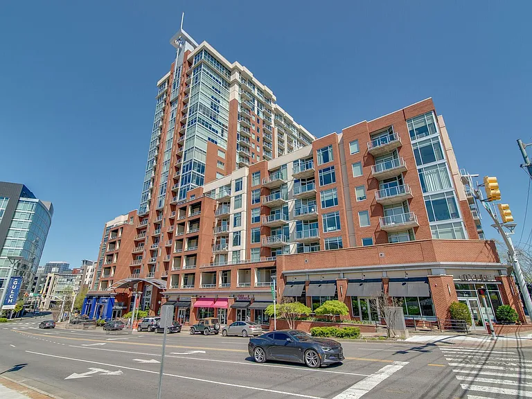 600 12th Ave S #610 — Photo 12
