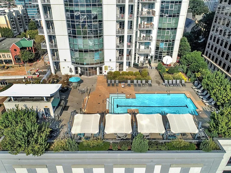 333 W Trade St #908 — Photo 28