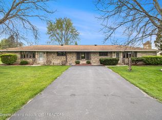 1952 Kirby Rd, Leslie, MI 49251