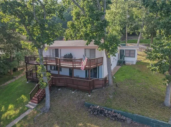 18171 Deer Dr, Rocky Mount, MO 65072