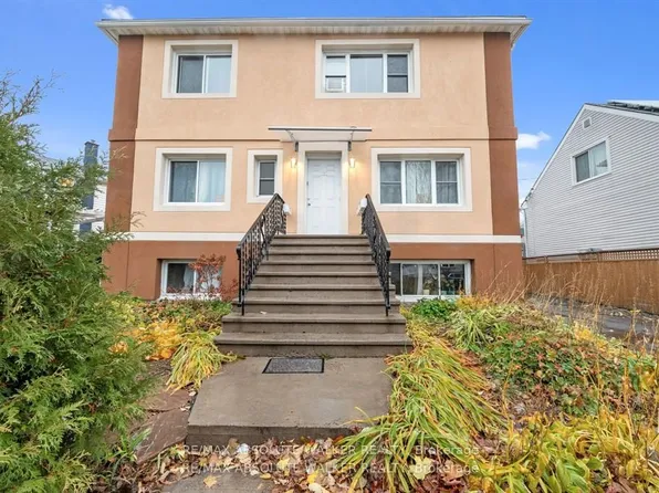 131 Dagmar Ave #3, Ottawa, ON K1L 5T3