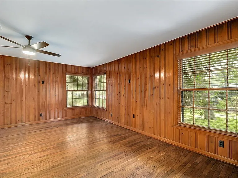 4504 Elwood Rd — Photo 26
