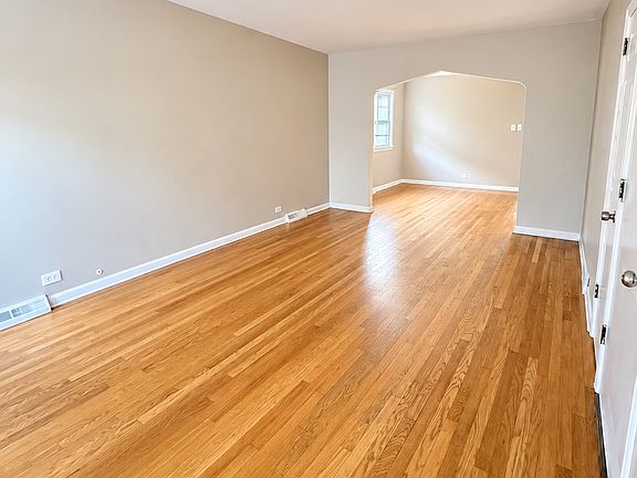 2nd image of 7922 S Wood St #2
