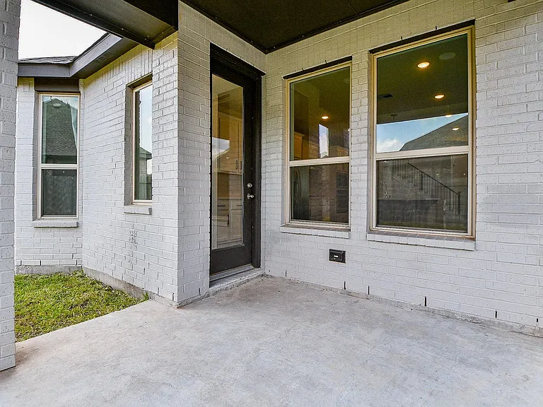 943 Malibu Shore Ln — Photo 46