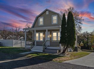 9303 Hillside Ave, Parkville, MD 21234