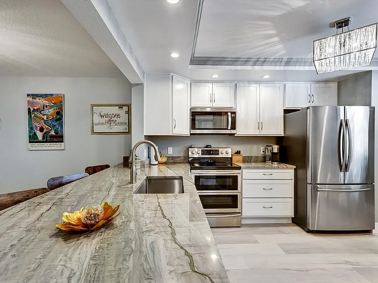 107 Pinehurst Dr #107 — Photo 4