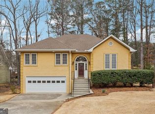 1995 Hunt Crossing Ct, Lawrenceville, GA