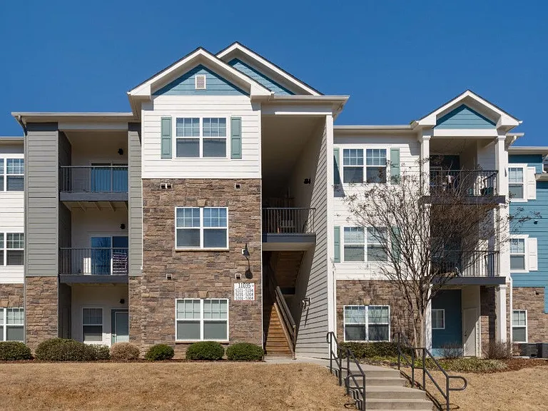 Ventana Townhomes — Photo 9