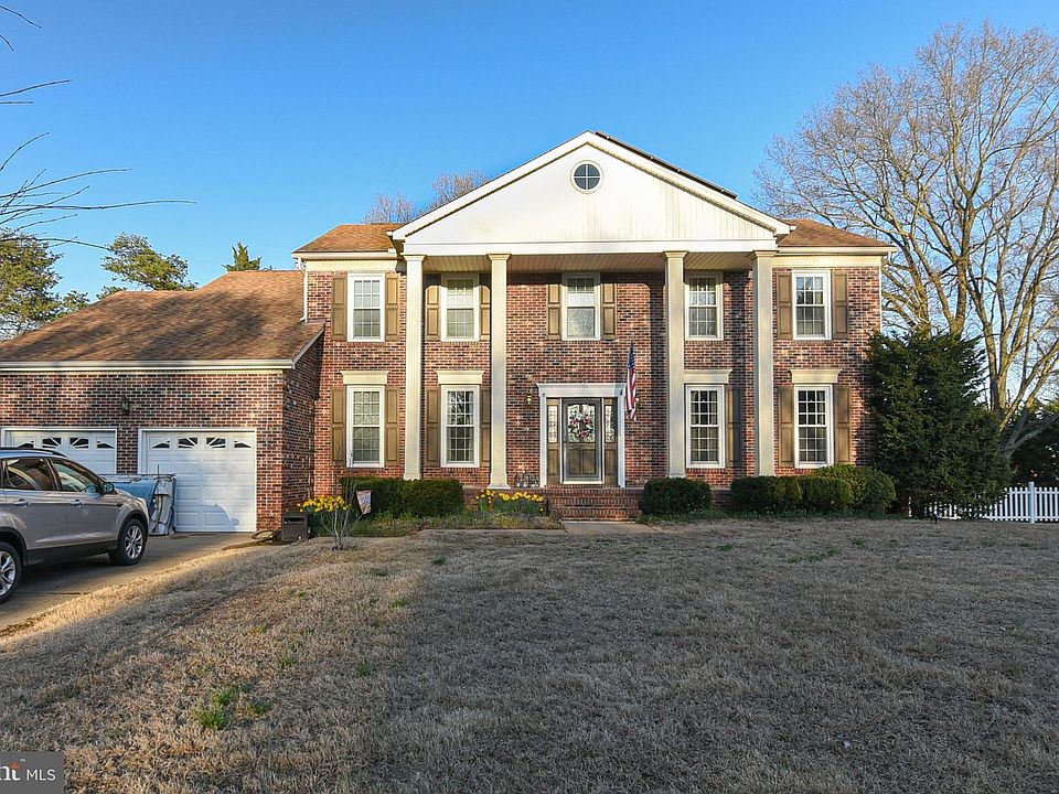 1st image of 107 Cleremont Dr