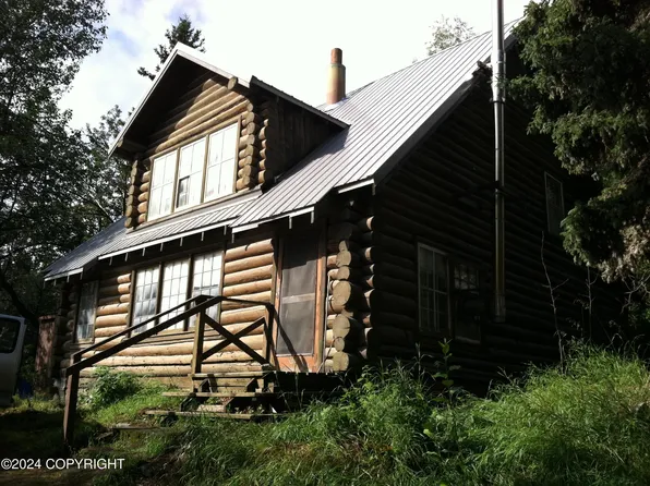 L6 Seven 8 B2 Edgerton Hwy, Chitina, AK 99566