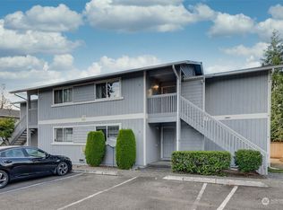 9127 1st Pl NE APT 4, Lake Stevens, WA