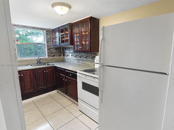 4th image of 2235 NW 59th Way #2235