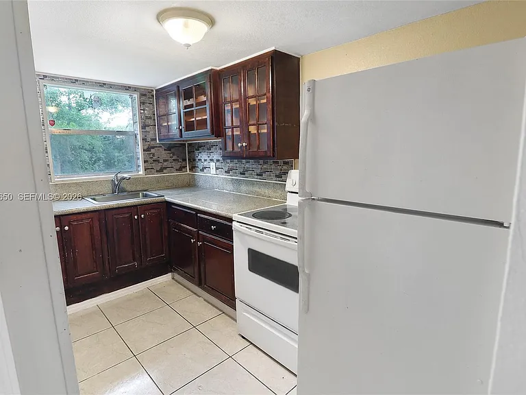 2235 NW 59th Way #2235 — Photo 4