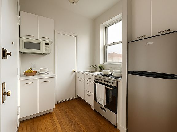 4th image of 194 Bleecker St APT 4B
