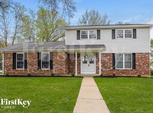 2 Dogwood Ct, Saint Peters, MO 63376