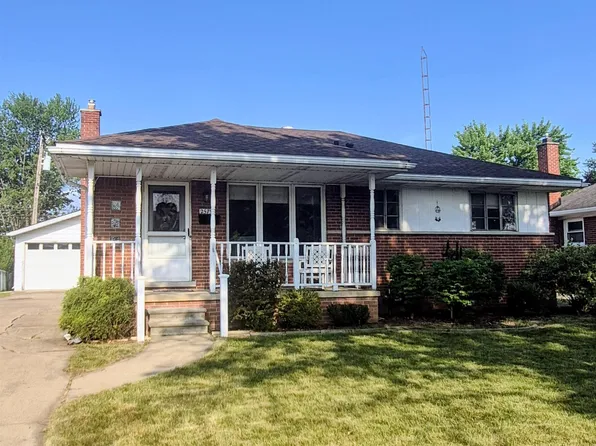 2579 Grange Rd, Trenton, MI 48183