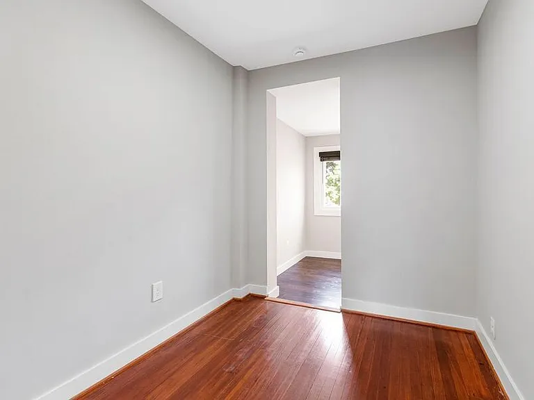 413 Buchanan St NW — Photo 36