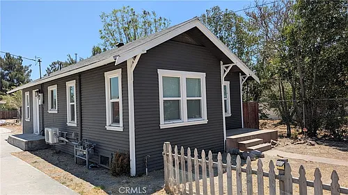 1857 E Victoria Ave Photo 1