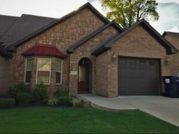 216 W Cobblestone Ct, Russellville, AR 72801
