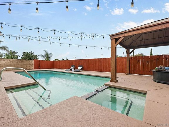 3rd image of 10364 Woodpark Dr