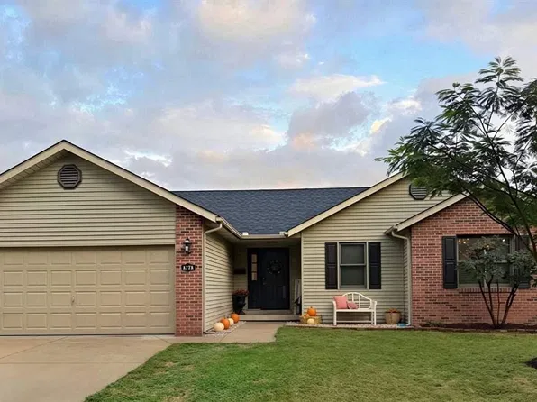 4576 S Lost St, Terre Haute, IN 47802