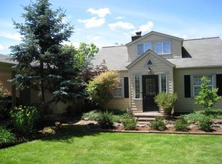 1690 Gilham Rd, Eugene, OR 97401