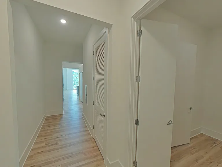 2441 Campus Shore Dr #307 — Photo 11