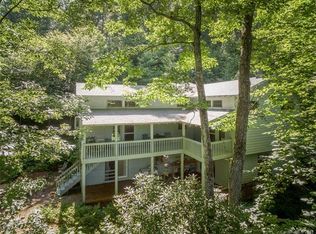 63 Chestnut Forest Rd, Fairview, NC 28730