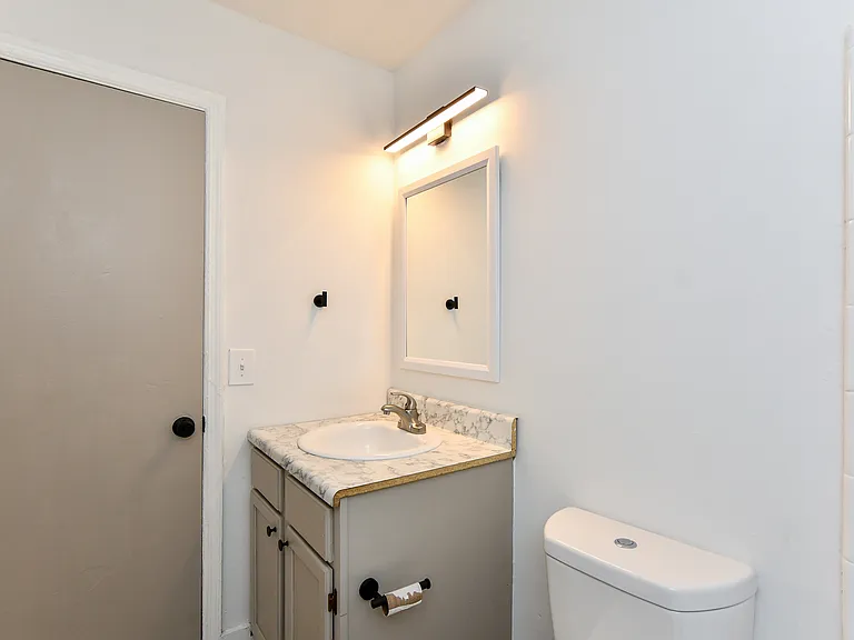 Bathroom (1) Bathroom (1)