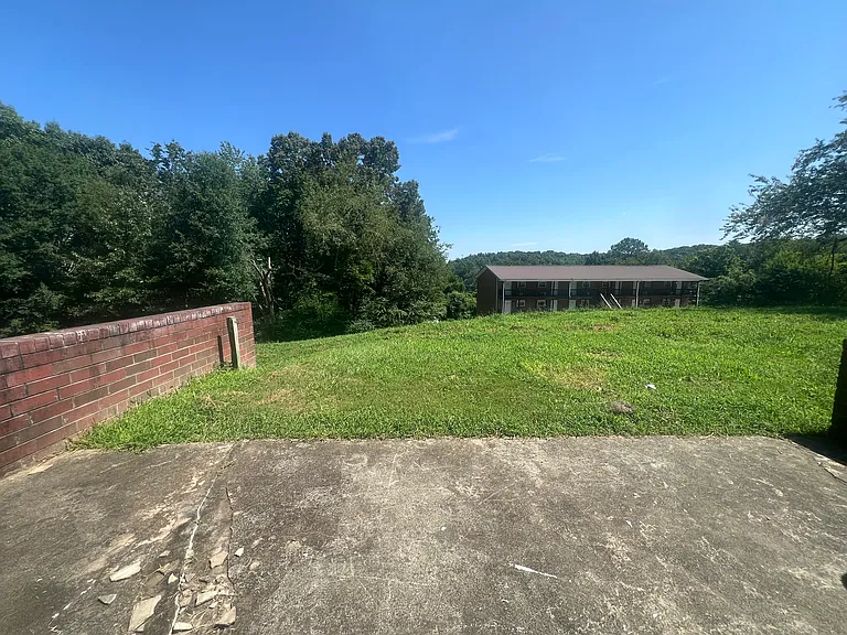 2308 Barbara Ln #V-2 — Photo 12
