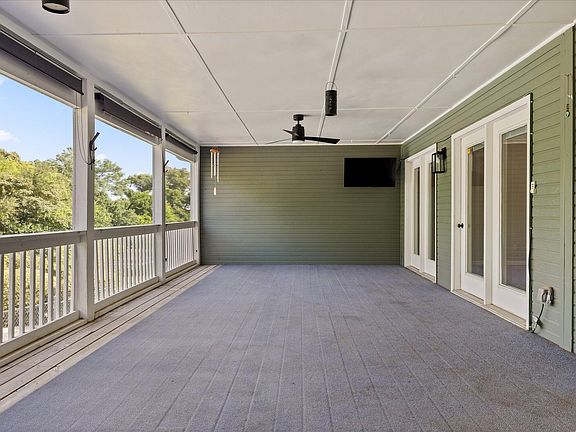 5th image of 1221 Panorama Dr