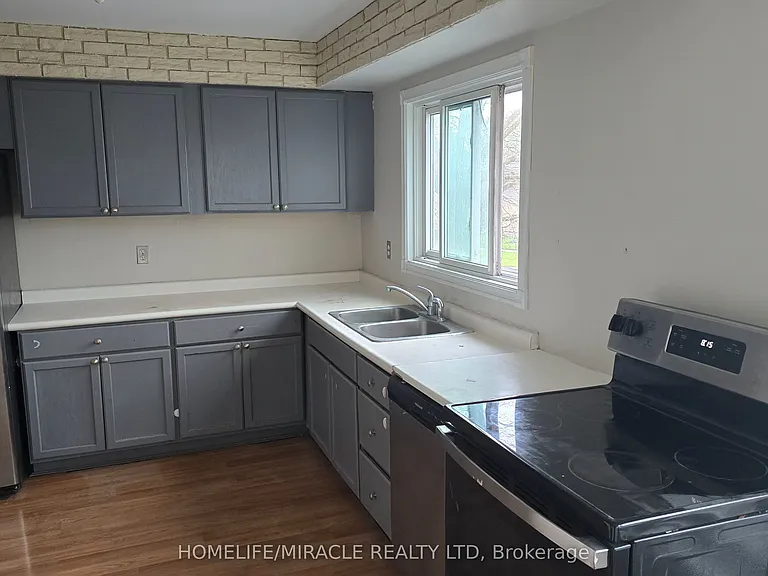 221 Ormond Dr #42 — Photo 5