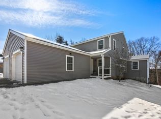 835 Long Hill Rd APT A, Middletown, CT 06457