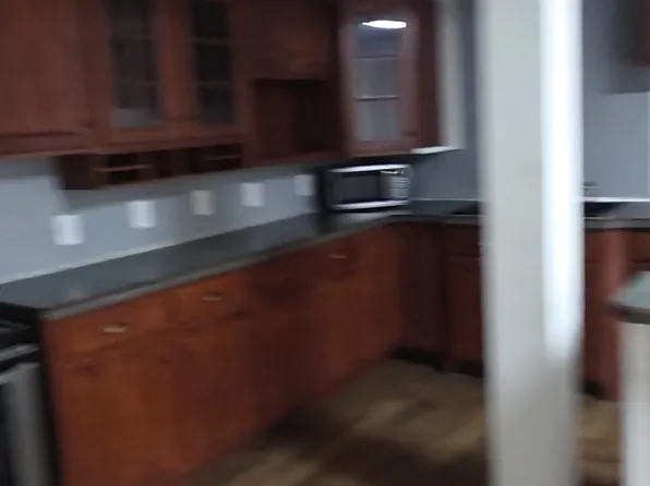 925 College Ave, Morgantown, WV 26505