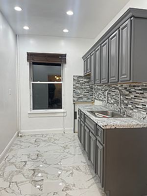 1st image of 287 Sullivan Pl APT 1