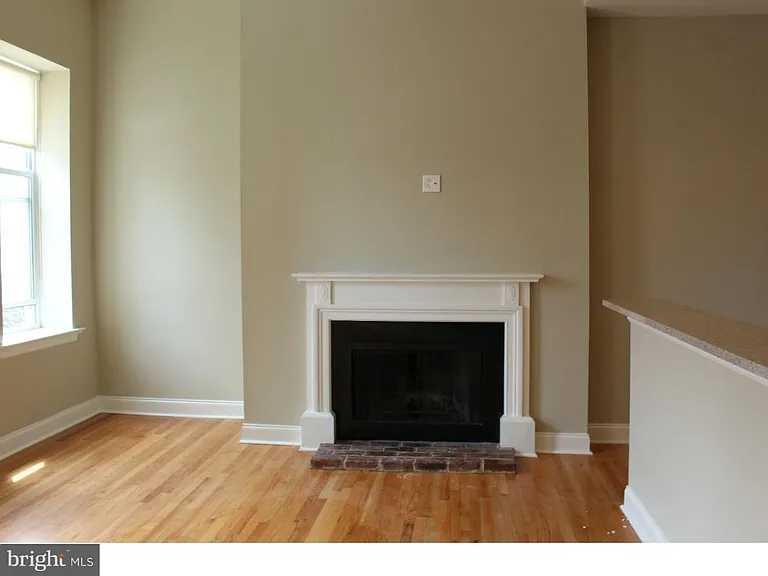 408 S 9th St #3F — Photo 6