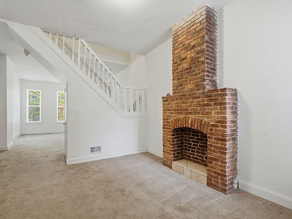 5th image of 2546 W Baltimore St