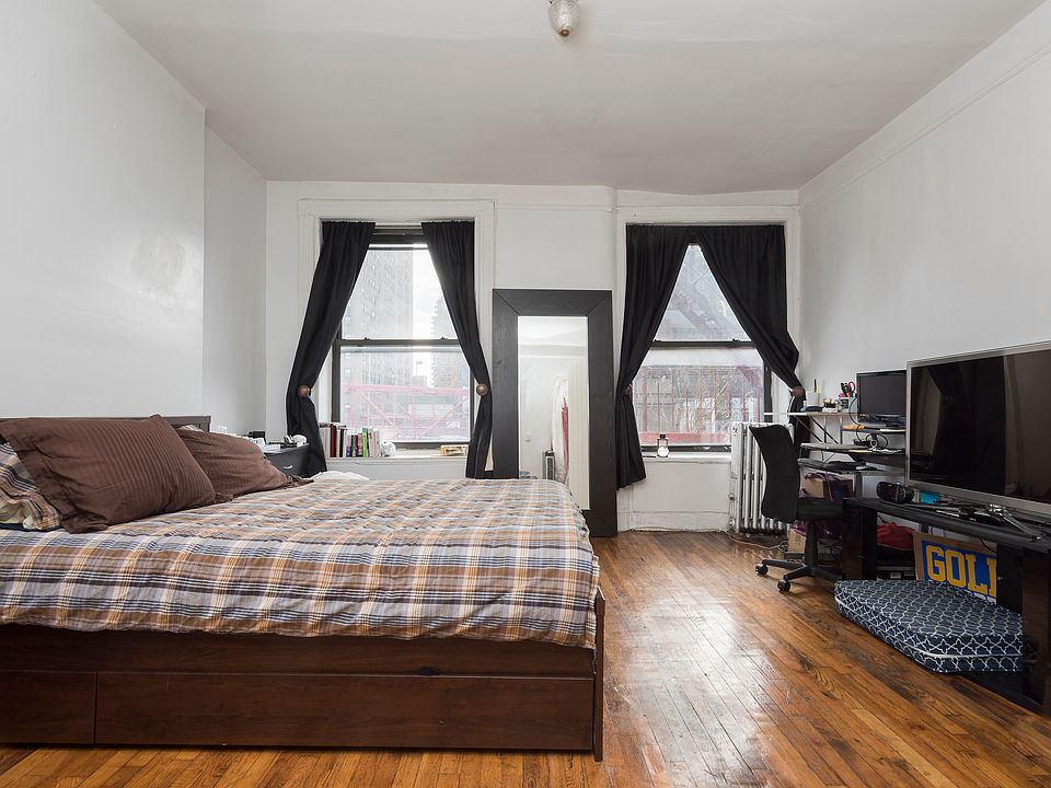1st image of 172 Delancey St APT 2C