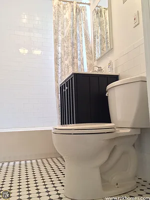 Rented by Realty 2000 Corp | media 37