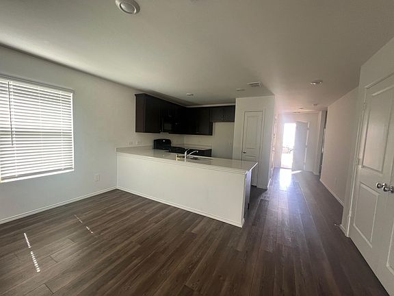 4th image of 1414 Highbridge Blvd