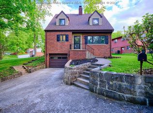 504 Woodcliff Rd, Charleston, WV 25314