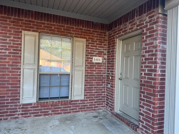 540 S Mitchell St APT A, Conway, AR 72034
