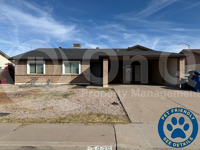 1st image of 939 S 35th Pl